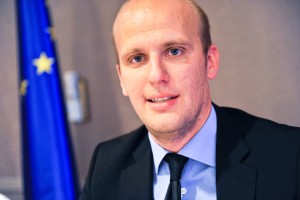 Jernej Letnar Černič o begunski odisejadi