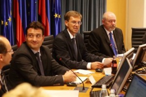 Prvi sestanek vlade in občin o višini povprečnine za leti 2016 in 2017