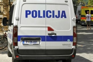 Romi so se streljali, eden mrtev 