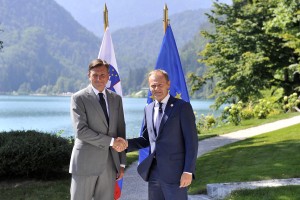Cerar in Tusk na Bledu predvsem o migrantski krizi