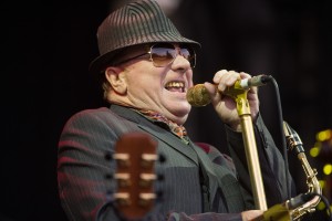 Van Morrison piše protestne skladbe za koronačas