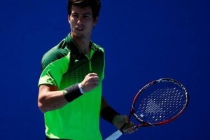 Bedene napredoval, Federer gladko prek Argentinca