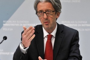 MNZ skupaj z občinami pripravlja aktivnosti ob morebitnem prihodu beguncev