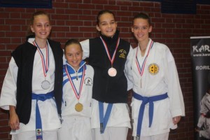 FOTO: Zlato, srebro in bron za karateiste