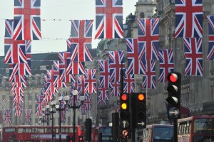 Britanci si glede na anketo želijo izstopa iz EU