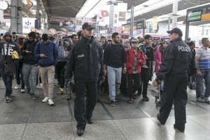 Nemška vladna koalicija bi za begunce namenila šest milijard evrov
