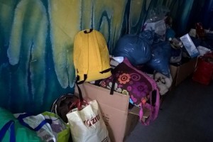 FOTO: Pomoč beguncem v Sokolcu se pridno kopiči