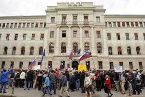 Cukjati pred sodiščem: Slabo se piše narodu, ki ima tako sodstvo