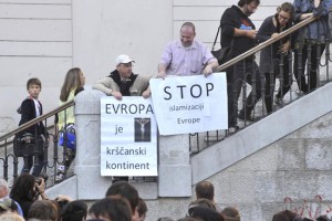 Dvojna merila samozvanih borcev zoper sovražni govor