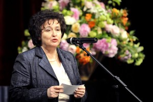 Ministrica Bizjak Mlakar skriva člane nove komisije za medije