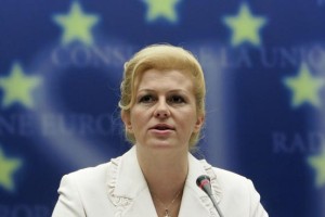 Hrvaška predsednica dobila svoje pivo Kolinda