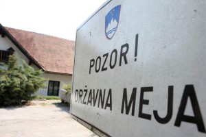 Cerar potrdil: Slovenija uvaja nadzor na meji z Madžarsko