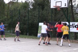 VIDEO &#38; FOTO: 3. Dobrodelni košarkarski turnir trojk