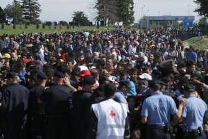 Zatišje pred viharjem: Slovenija v pričakovanju novega vala migrantov
