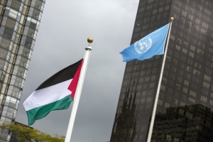 Pred palačo ZN zaplapolala palestinska zastava