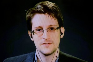 Lekcija naučena: Snowden pozabil izklopiti obvestila Twitterja in dobil za 47 gigabajtov pošte