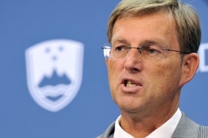 Cerar: Odločitev Madžarske za zaprtje meje s Hrvaško realna možnost 