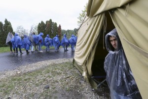 Na Madžarsko vstopilo bistveno manj beguncev, brez novih prišlekov na madžarsko-avstrijski meji
