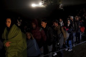 Hrvati nam brez obvestila pošiljajo migrante: 1000 tu, 700 tam ...