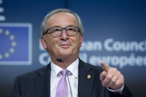 Juncker zaradi migrantske krize sklicuje nujen vrh EU-Balkan 