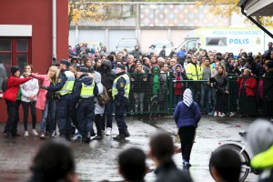 Policija: Napadalec z mečem na švedski šoli imel rasistični motiv