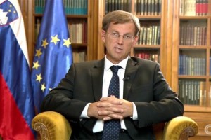 Cerar za CNN: 13.000 migrantov na dan je za Slovenijo tako, kot če bi jih v enem dnevu v ZDA prišla dva milijona
