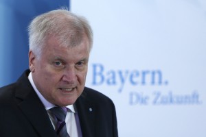 Seehofer s pomenljivim sporočilom: "Islam ne pripada Nemčiji. Nemčijo je izoblikovalo krščanstvo!"