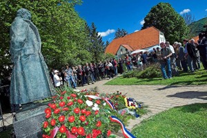 Slovenija in Hrvaška – ujetnici titoistične dediščine
