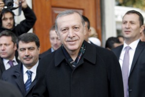 Sirski uporniki in Hamas pozdravljajo zmago Erdoganove AKP