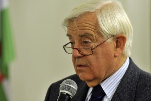 Milan Kučan: Že pred izzidom so se pojavile trditve, da je moja biografija največji zgodovinski ponaredek