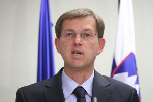Cerarju počil film: Stavka policistov je neodgovorna, nedostojna in sramotna
