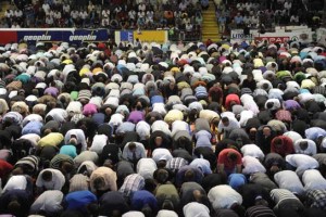 Islamska skupnost ni komentirala predloga za prepoved nošenja burk