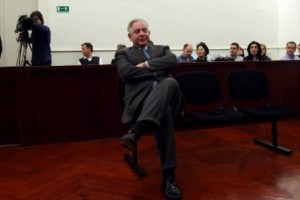Sodišče Sanaderja izpustilo na prostost
