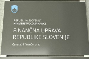 Furs je lizinški družbi naložil plačilo 20 milijonov evrov dodatnega davka
