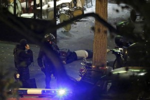 Identificirali tretjega napadalca na Bataclan v Parizu, tudi on je povratnik iz Sirije