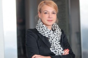 Mojca Kucler Dolinar: Kako si Cerar upa s tako ideološko popotnico pred papeža