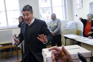 Tudi Milanović se je pripravljen odpovedati premierskemu položaju