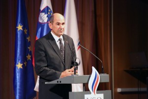 Janša ob obletnici plebiscita: Slovenija danes ni takšna kot smo si jo želeli