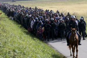 V Slovenijo od sredine oktobra vstopilo že več kot 350.000 migrantov