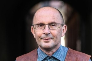 Jože Dežman o Kučanovi biografji