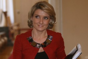 Bančniki Veselinovič, Narat in Vičič pred sodnikom zaradi kredita Simoni Dimic