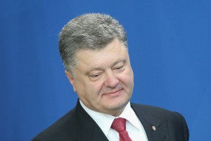 Porošenko se še ni odpovedal vrnitvi Krima Ukrajini in upa na pomoč ZDA in EU