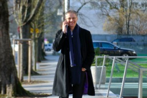 Elita na FDV si baše žepe na račun študentov