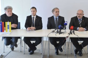 SDS predlaga ustanovitev nacionalne garde s 25.000 prostovoljci