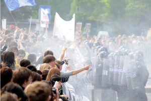 Bodo šli študenti na ulice zaradi profesorskih dodatkov?