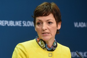 Maja Makovec Brenčič neuradno predsedniška kandidatka SMC