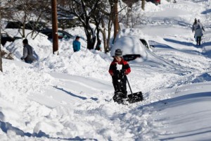 Američane čaka čiščenje rekordnih količin snega "snowzille"