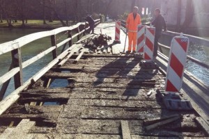 Celovita prenova mostu na Otočcu