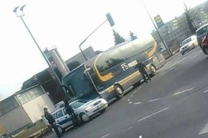 VIDEO: V prometni konici &#39;reševali&#39; avtobus