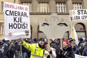 Maja Sunčič: Miro Cerar je politično truplo